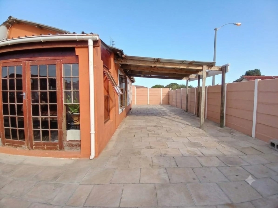 3 Bedroom Property for Sale in Kleinvlei Western Cape